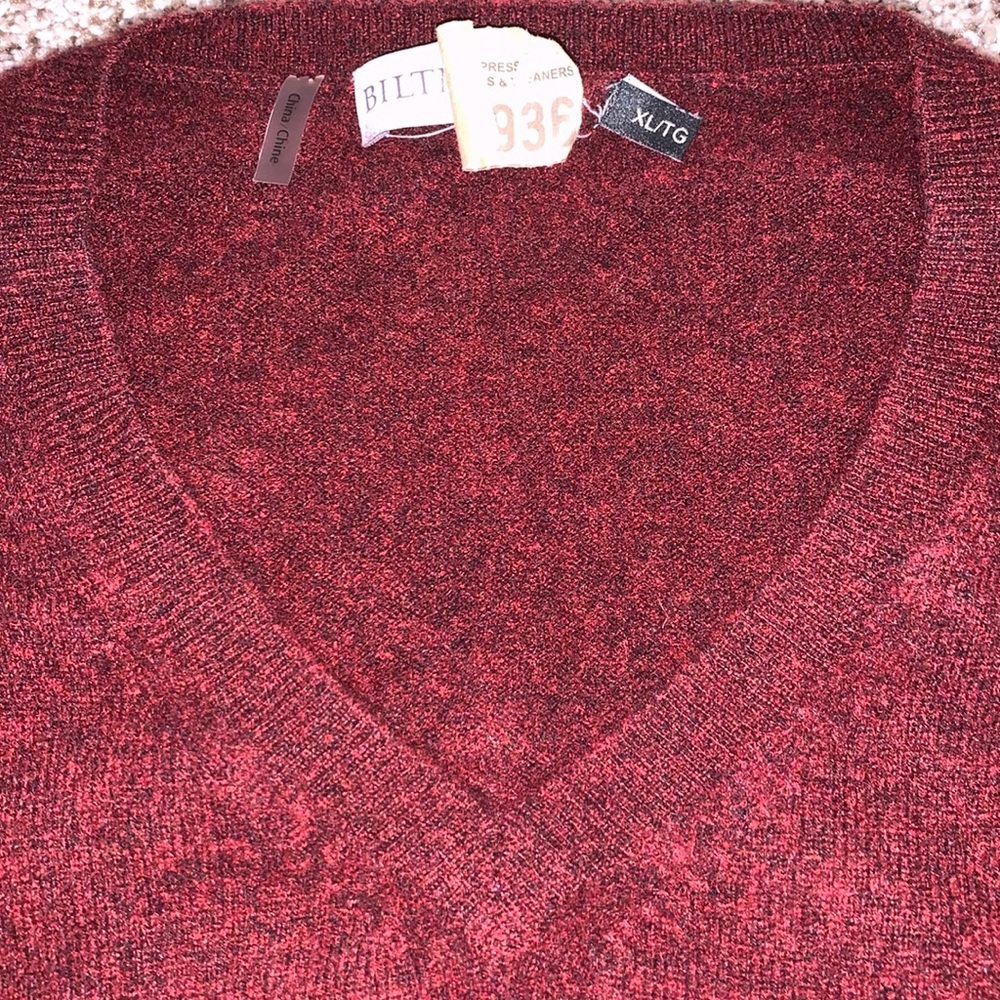Biltmore cashmere sweater, XL - Picture 3 of 5